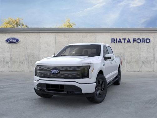 2025 Ford F-150 Lightning LARIAT