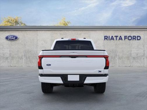 2025 Ford F-150 Lightning LARIAT