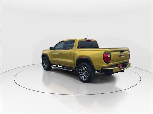2023 GMC Canyon Base