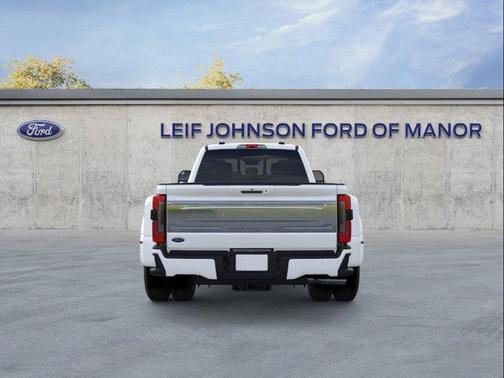 2026 Ford F-350 Platinum