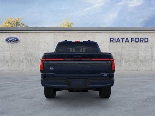 2025 Ford F-150 Lightning Platinum
