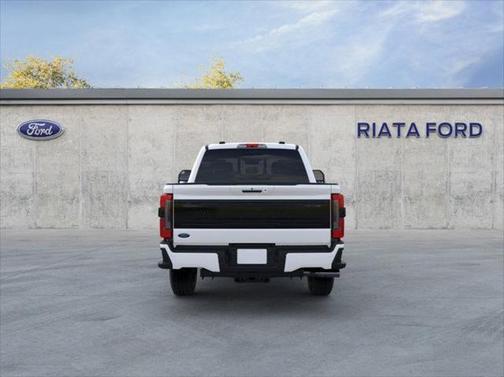 2025 Ford F-250 Platinum