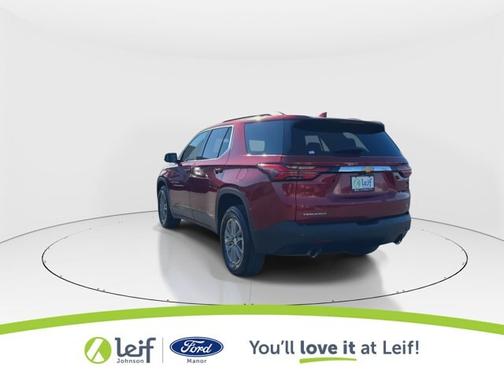 Radiant Red Tintcoat 2023 Chevrolet Traverse LT CLOTH