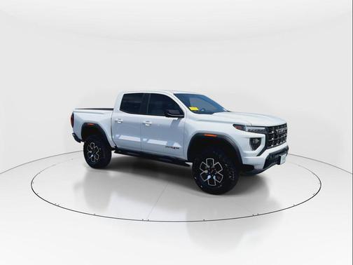 2024 GMC Canyon AT4X
