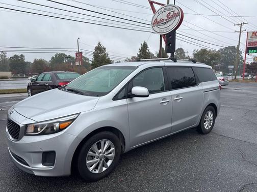 2017 Kia Sedona LX