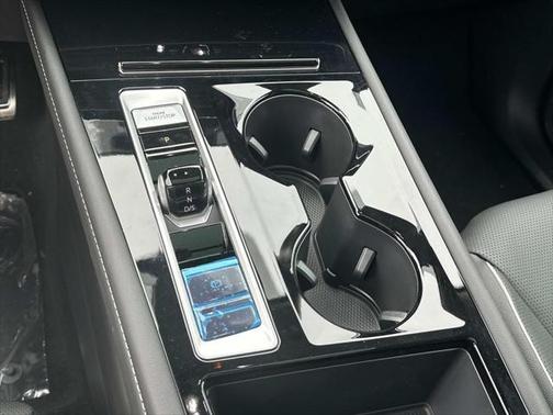 2025 Volkswagen Atlas 2.0T SEL Premium R-Line 4MOTION