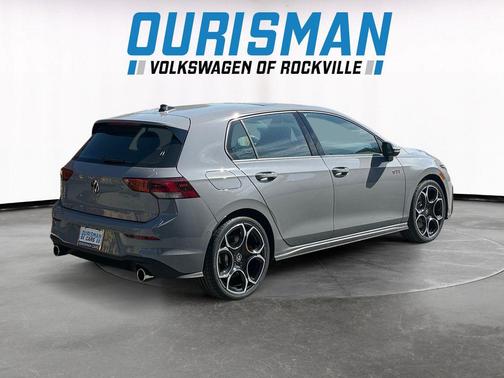 Moonstone 2026 Volkswagen Golf GTI 2.0T S DSG