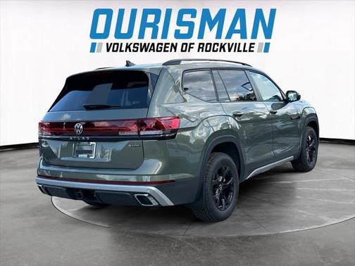 2025 Volkswagen Atlas 2.0T Peak Edition