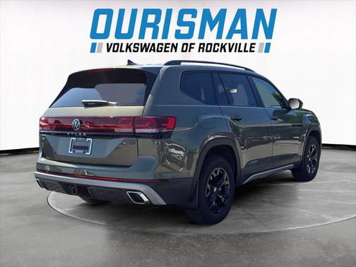 2025 Volkswagen Atlas 2.0T Peak Edition