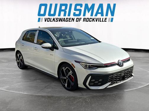 2025 Volkswagen Golf GTI 2.0T SE DSG