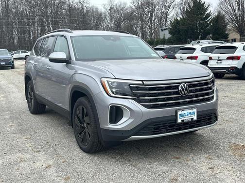 2025 Volkswagen Atlas 2.0T SE w/Technology 4MOTION