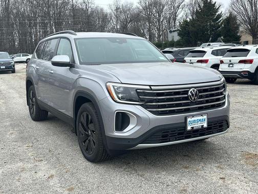 2025 Volkswagen Atlas 2.0T SE w/Technology 4MOTION