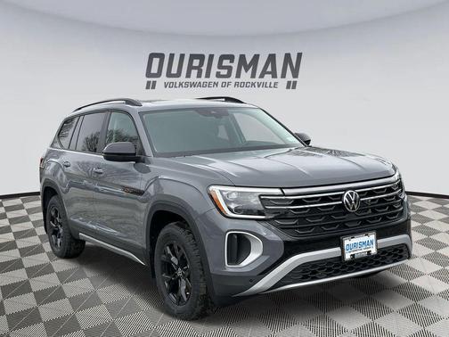 2025 Volkswagen Atlas 2.0T Peak Edition