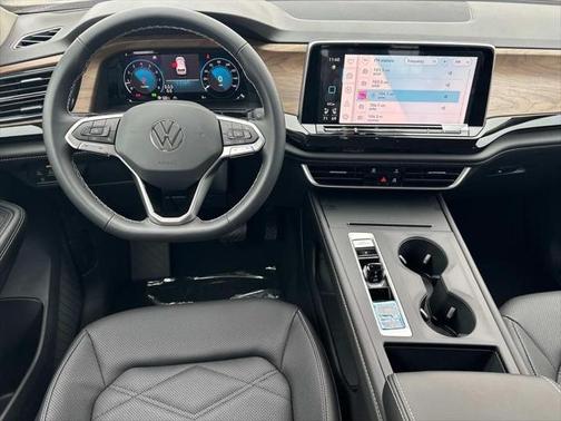 2025 Volkswagen Atlas 2.0T SE