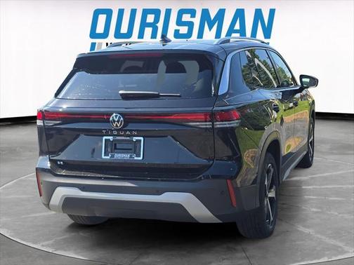 2025 Volkswagen Tiguan 2.0T SE
