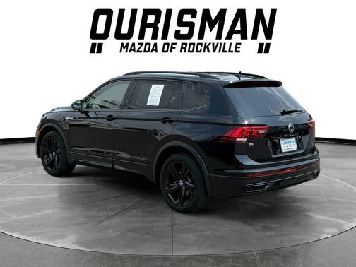 Deep Black 2024 Volkswagen Tiguan 2.0T SE R-Line Black
