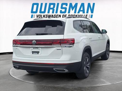 2025 Volkswagen Atlas 2.0T SE