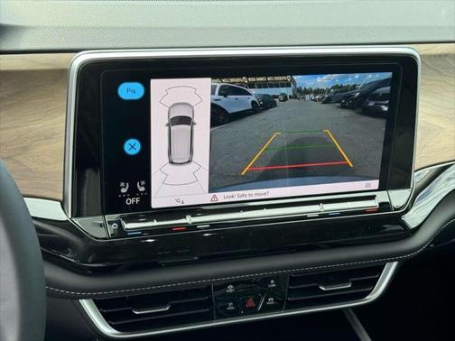 2025 Volkswagen Atlas 2.0T SE w/Technology 4MOTION