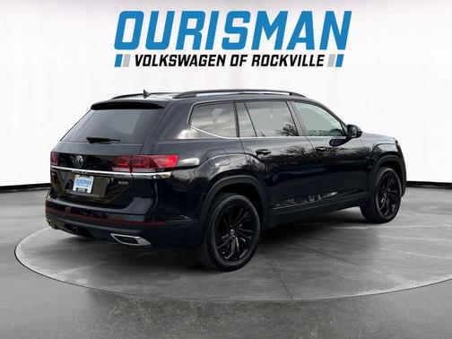 2022 Volkswagen Atlas 3.6L SE w/Technology