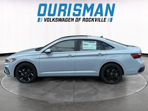 Gray 2026 Volkswagen Jetta 1.4T SE