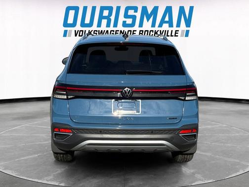 2026 Volkswagen Taos SE