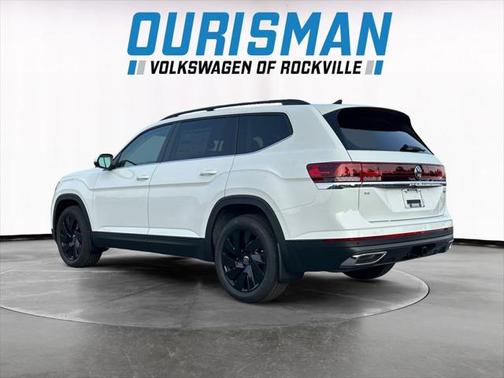 2025 Volkswagen Atlas 2.0T SE w/Technology 4MOTION