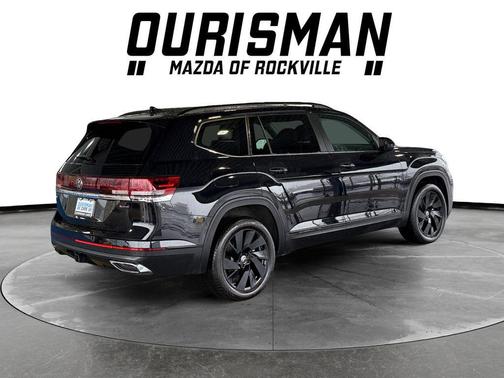 2025 Volkswagen Atlas 2.0T SE w/Technology 4MOTION