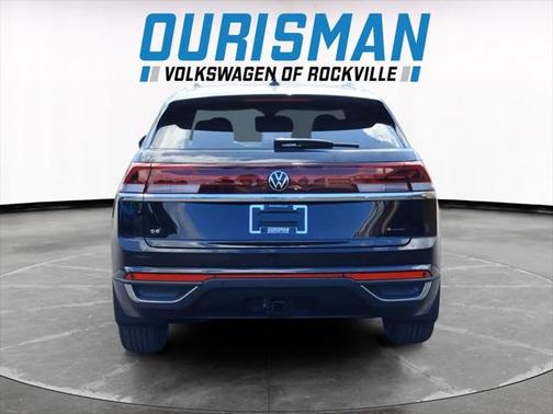 2025 Volkswagen Atlas Cross Sport 2.0T SE w/Technology 4MOTION