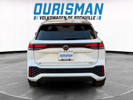 2025 Volkswagen Tiguan 2.0T SE R-Line Black 4MOTION