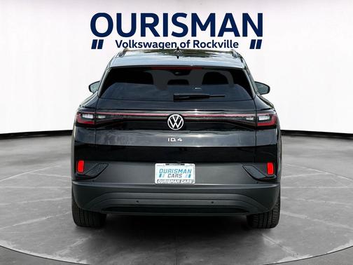 Deep Black 2023 Volkswagen ID.4 Pro