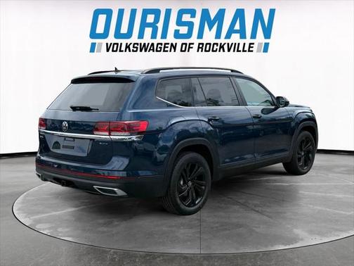 2023 Volkswagen Atlas 3.6L SE w/Technology