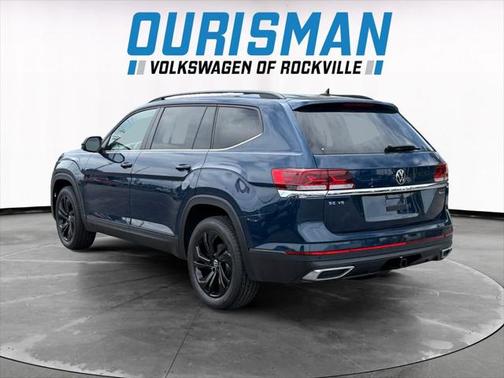 2023 Volkswagen Atlas 3.6L SE w/Technology