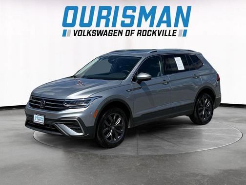 Silver Metallic 2022 Volkswagen Tiguan 2.0T SE 4MOTION