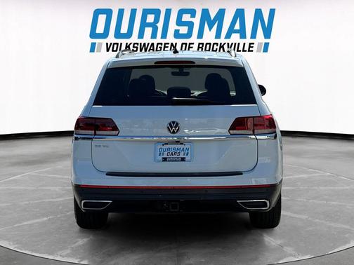 Pure White 2023 Volkswagen Atlas 3.6L SE w/Technology