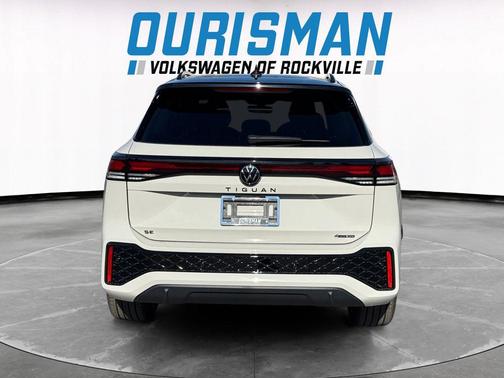 2025 Volkswagen Tiguan 2.0T SE R-Line Black 4MOTION