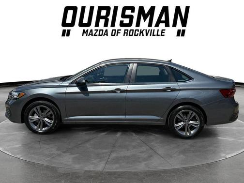 Platinum Gray Metallic 2023 Volkswagen Jetta 1.5T SE