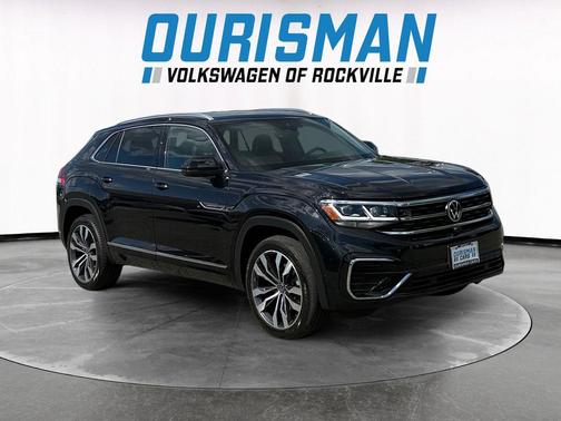 Deep Black 2023 Volkswagen Atlas Cross Sport 3.6L V6 SEL Premium R-Line