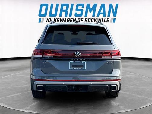 2025 Volkswagen Atlas 2.0T Peak Edition