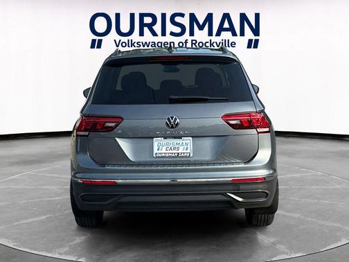 Platinum Gray Metallic 2023 Volkswagen Tiguan 2.0T S