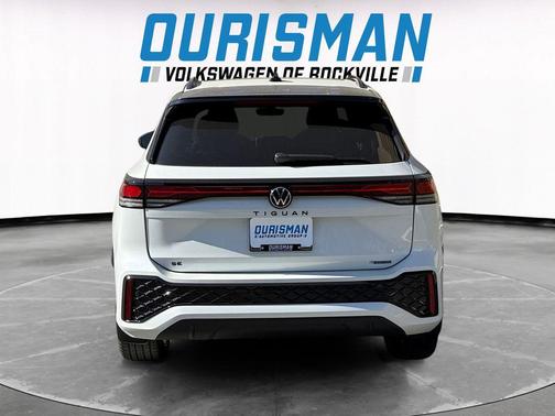 2025 Volkswagen Tiguan 2.0T SE R-Line Black 4MOTION