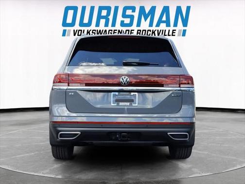 2025 Volkswagen Atlas 2.0T SE w/Technology 4MOTION
