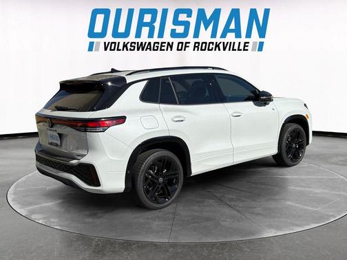 2025 Volkswagen Tiguan 2.0T SE R-Line Black 4MOTION