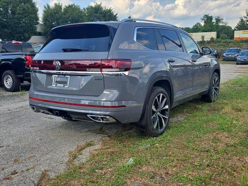 2025 Volkswagen Atlas 2.0T SEL Premium R-Line 4MOTION