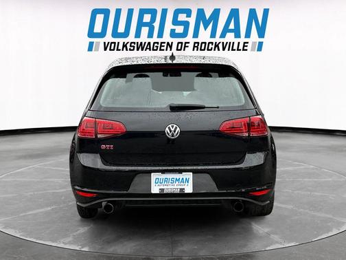 2017 Volkswagen Golf GTI 2.0T S 4-Door