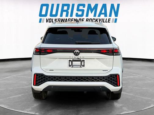 2026 Volkswagen Tiguan 2.0T SEL R-Line 4MOTION