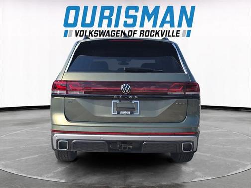 2025 Volkswagen Atlas 2.0T Peak Edition