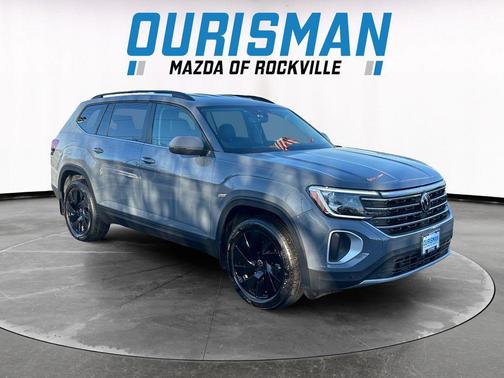 2025 Volkswagen Atlas 2.0T SE w/Technology 4MOTION