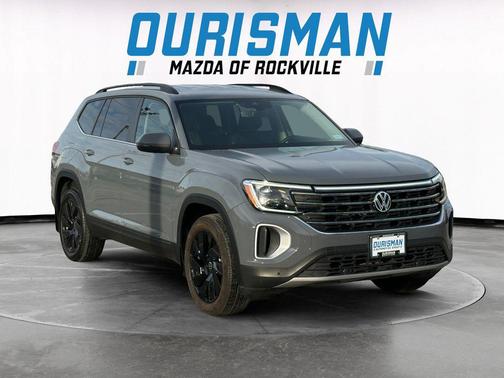 2025 Volkswagen Atlas 2.0T SE w/Technology 4MOTION