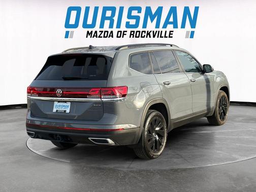 2025 Volkswagen Atlas 2.0T SE w/Technology 4MOTION