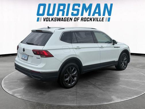 Pure White 2022 Volkswagen Tiguan 2.0T SE 4MOTION